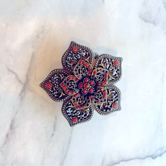 Vintage Ornate Belt Buckle Filigree Floral Bronze Tone with Faux Coral Accents - Picture 1 of 4
